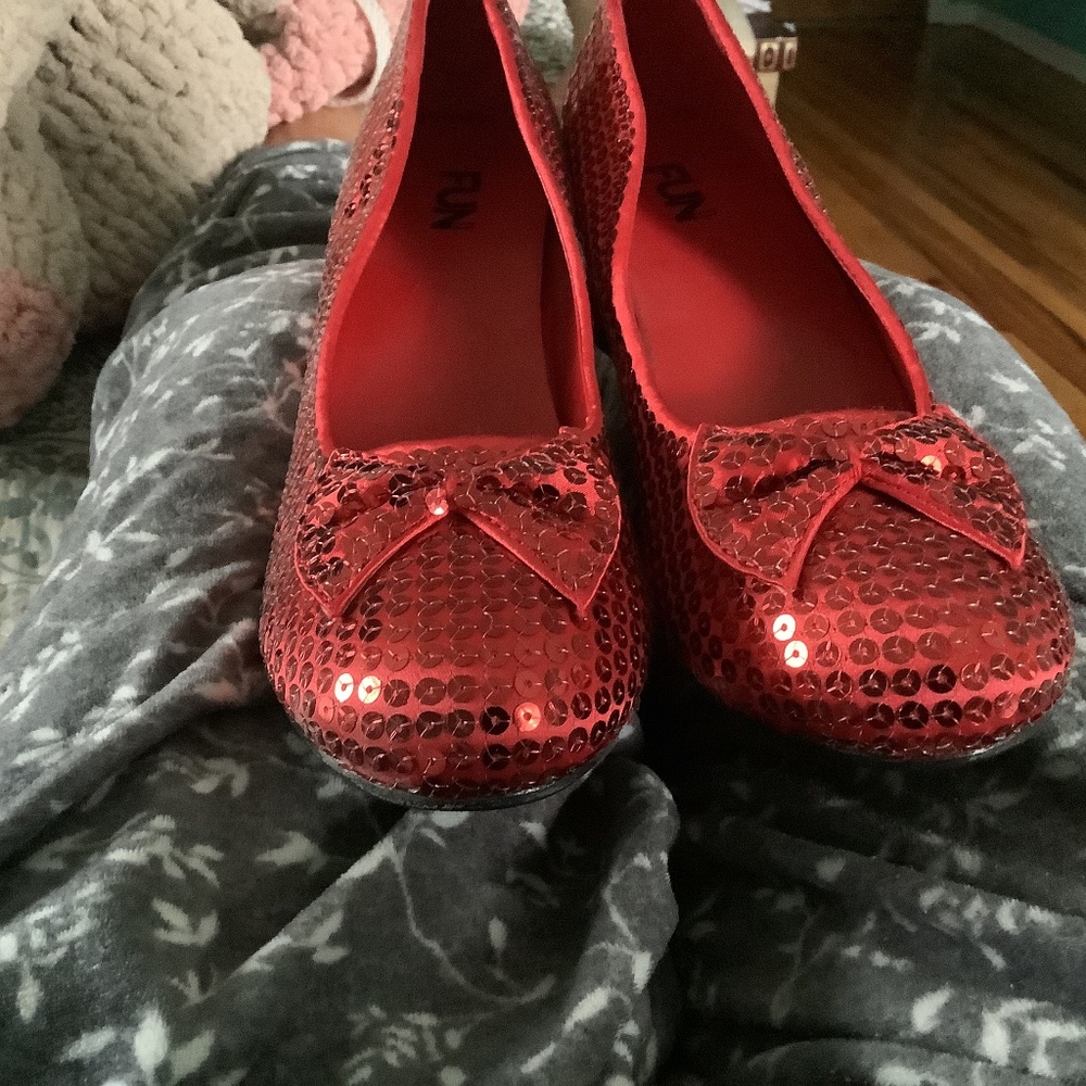 Dorothy red slippers size 9